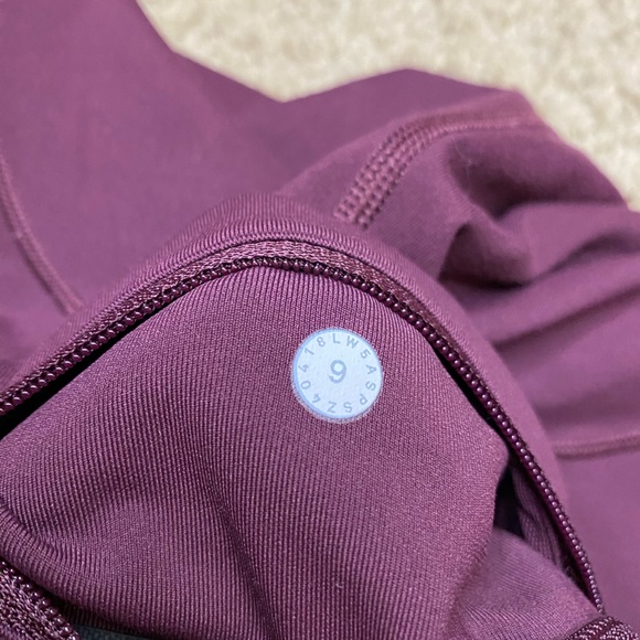 Lululemon Speed Up Tight *Full-On Luxtreme 28"
Dark Adobe - Picture 4 of 8